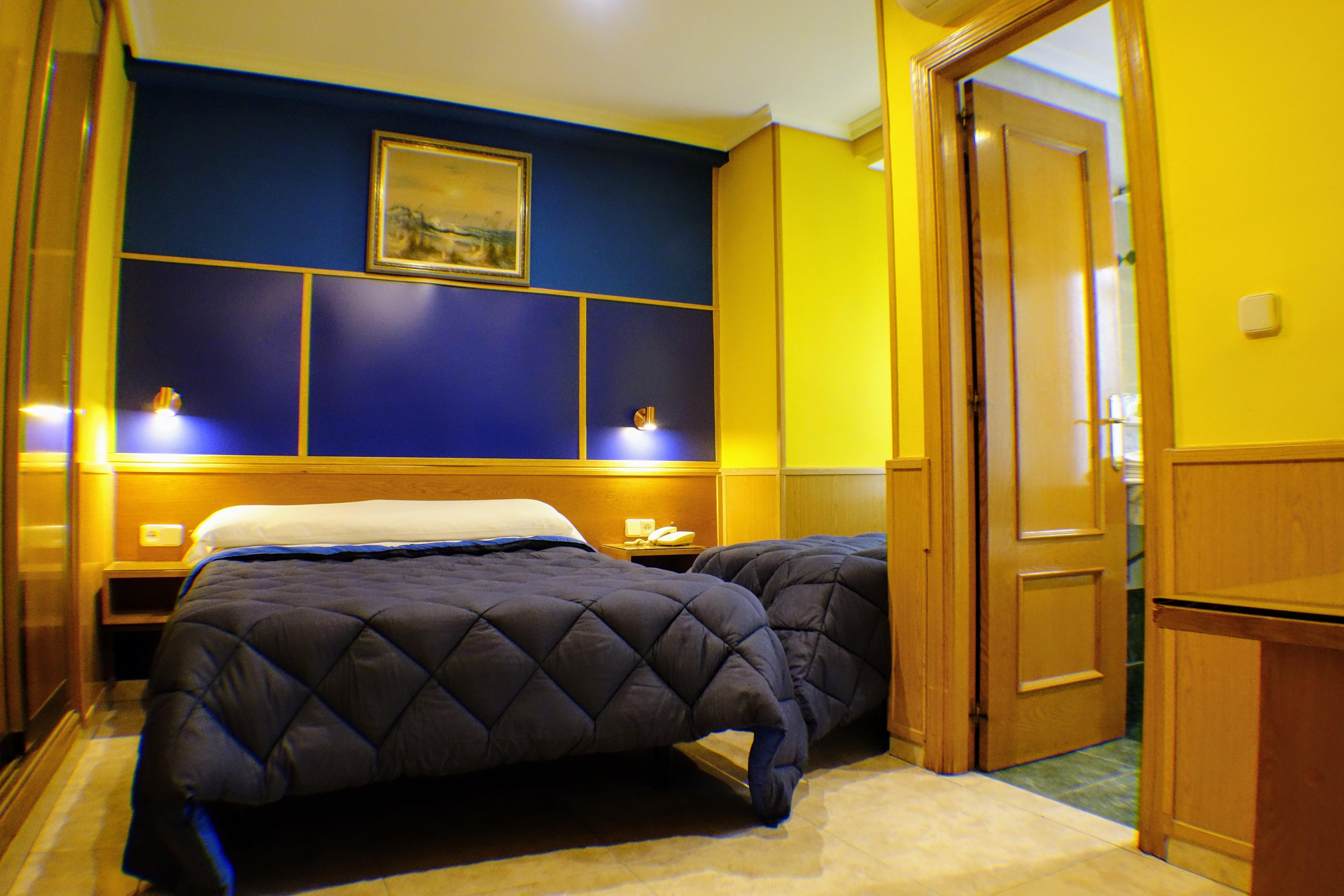 โอสตัล บ็อกเซส Hotel โตเลโด ภายนอก รูปภาพ
