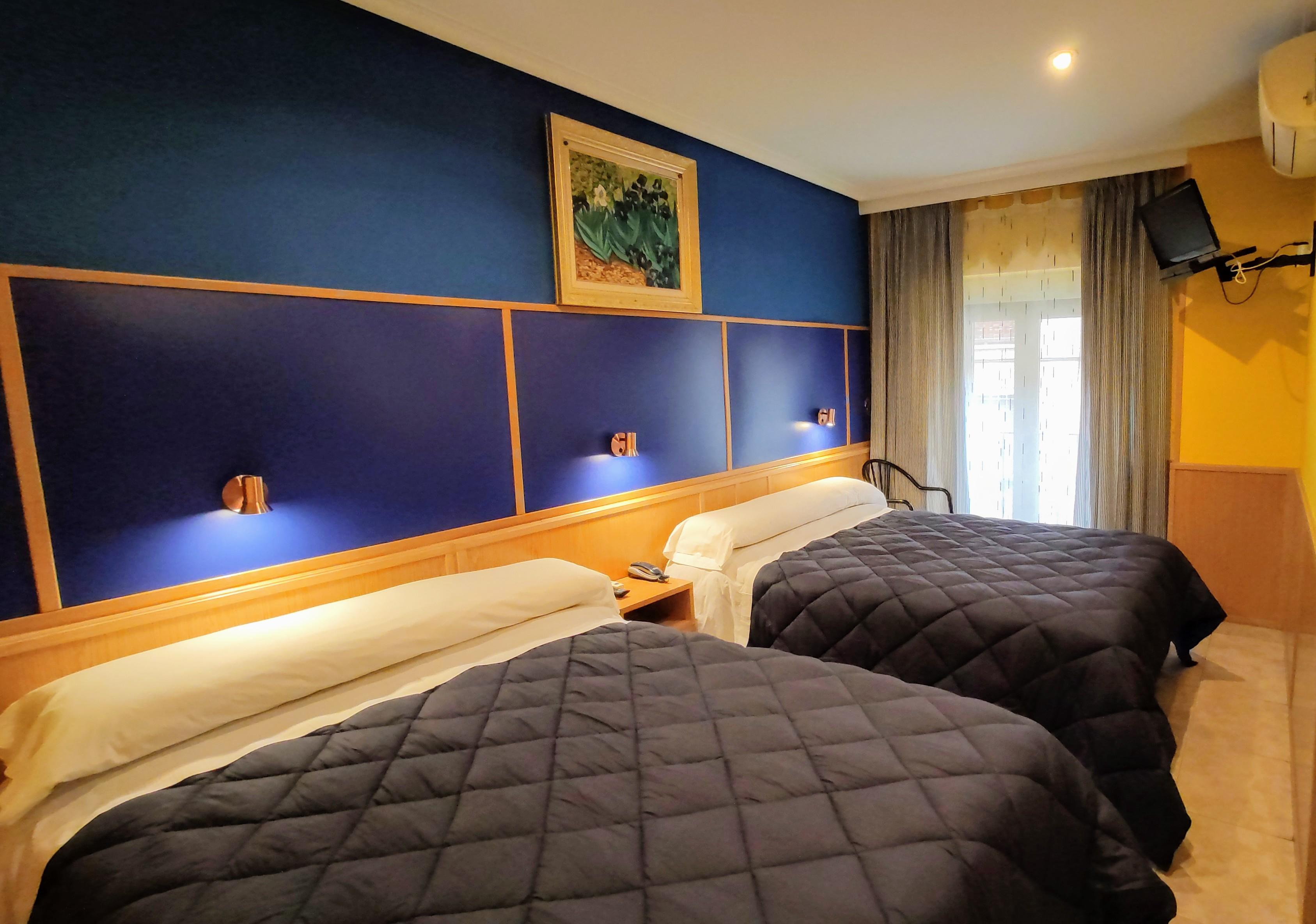โอสตัล บ็อกเซส Hotel โตเลโด ภายนอก รูปภาพ