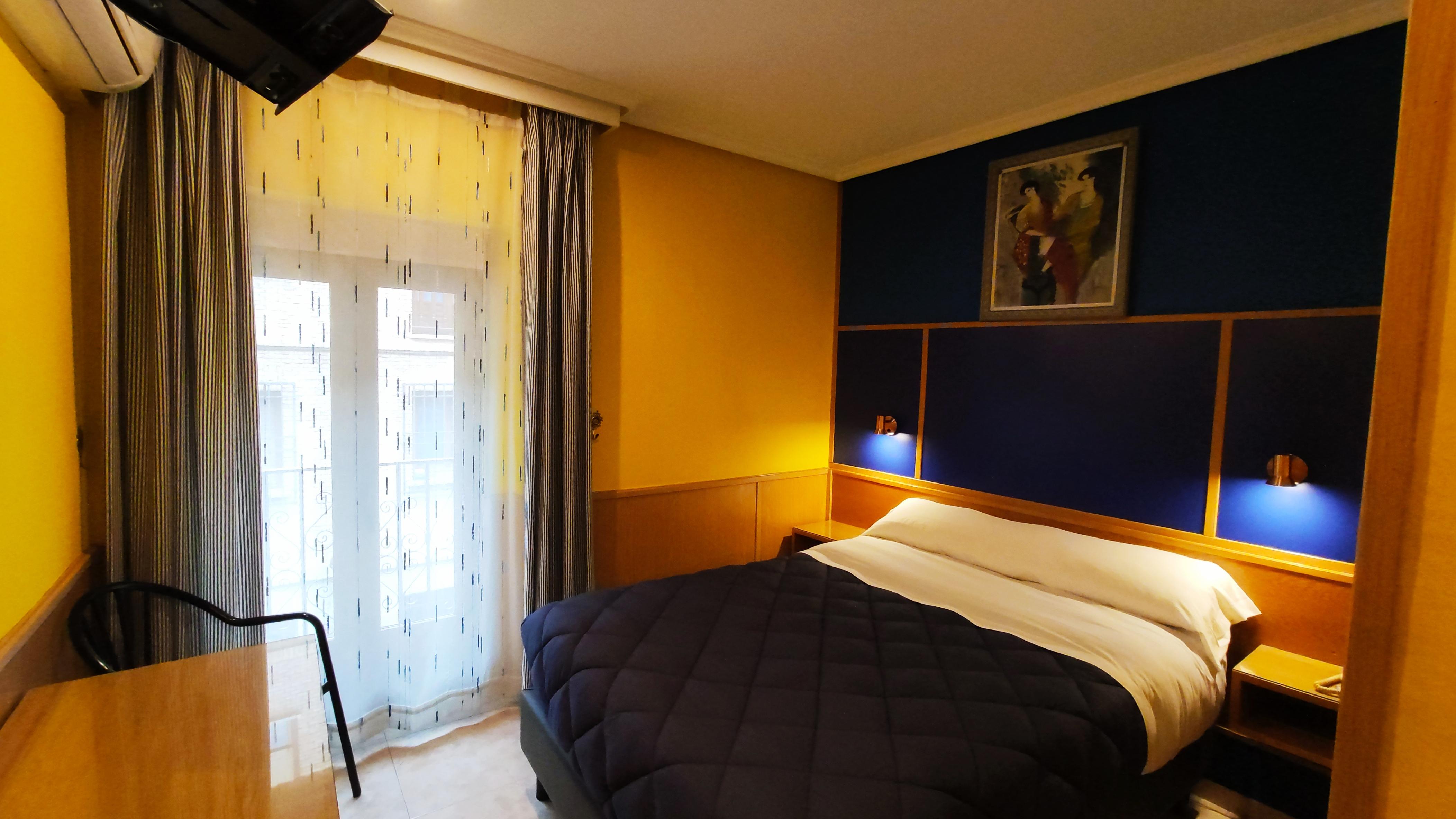 โอสตัล บ็อกเซส Hotel โตเลโด ภายนอก รูปภาพ