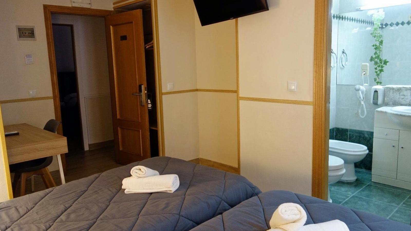 โอสตัล บ็อกเซส Hotel โตเลโด ภายนอก รูปภาพ